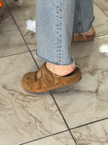 بانتوف طبي نسائي مريح وأنيق