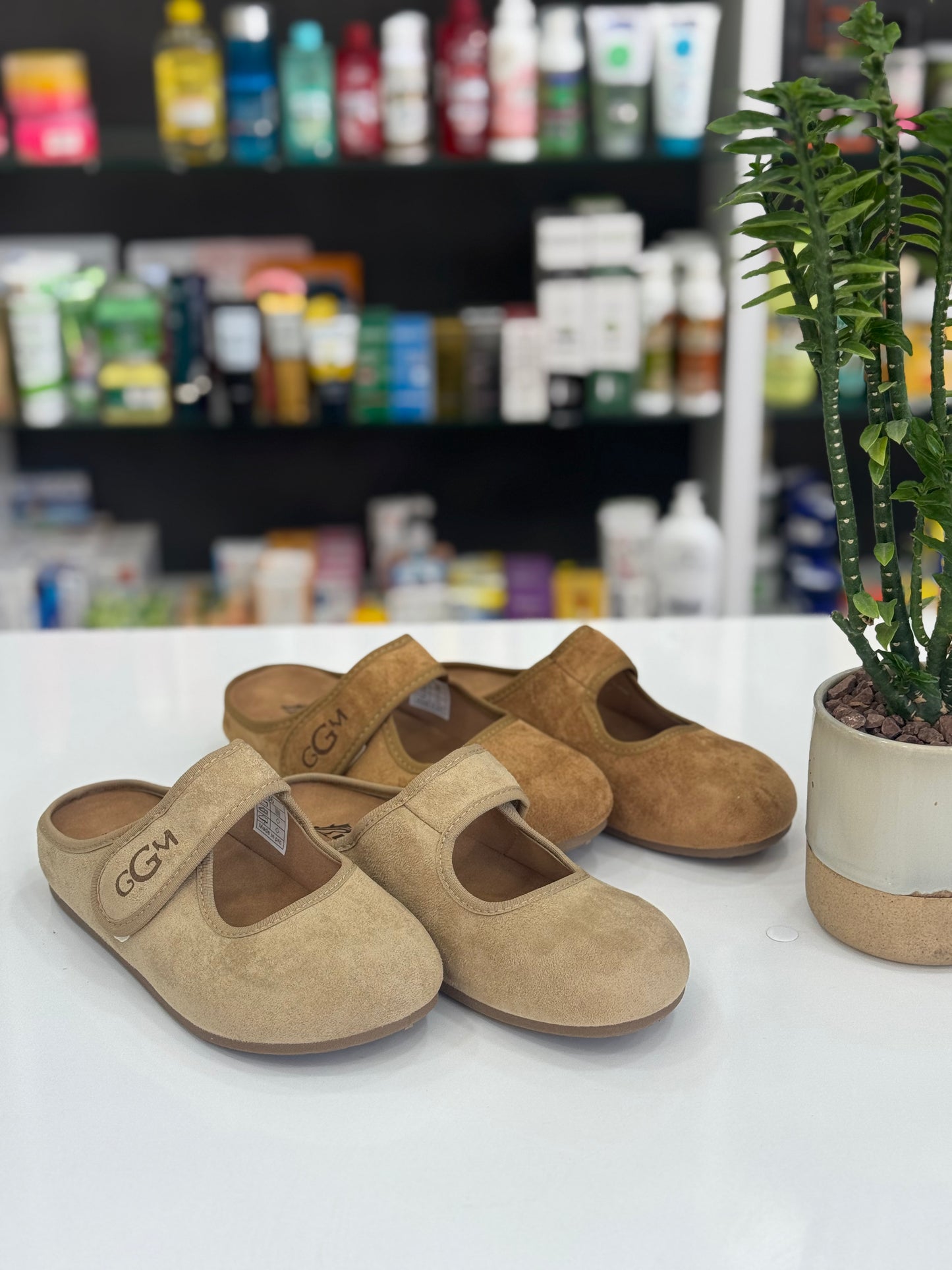 بانتوف طبي نسائي مريح وأنيق